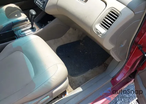 2001 Honda Accord 3.0 Ex из США, поврежденный, VIN 1HGCG16561A057317